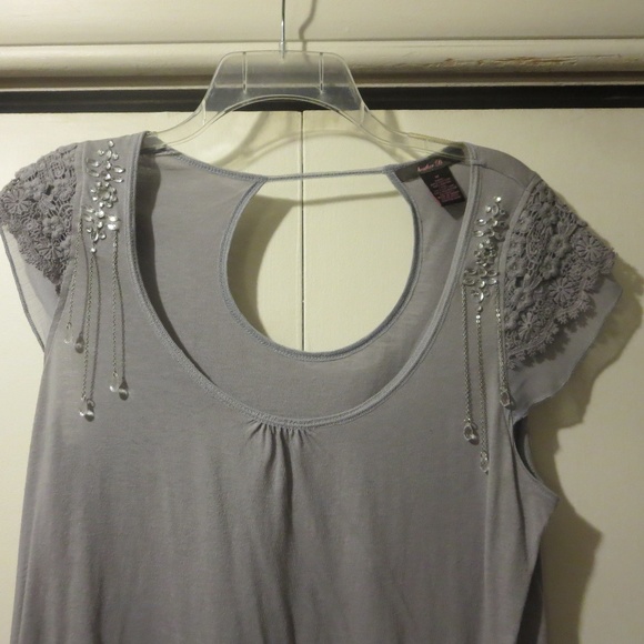 Heather B Grey Top w/  Embellished Sleeves -Medium - Picture 6 of 8